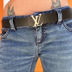 Luis Vuitton Vintage Sable Belt Black 40” XXL